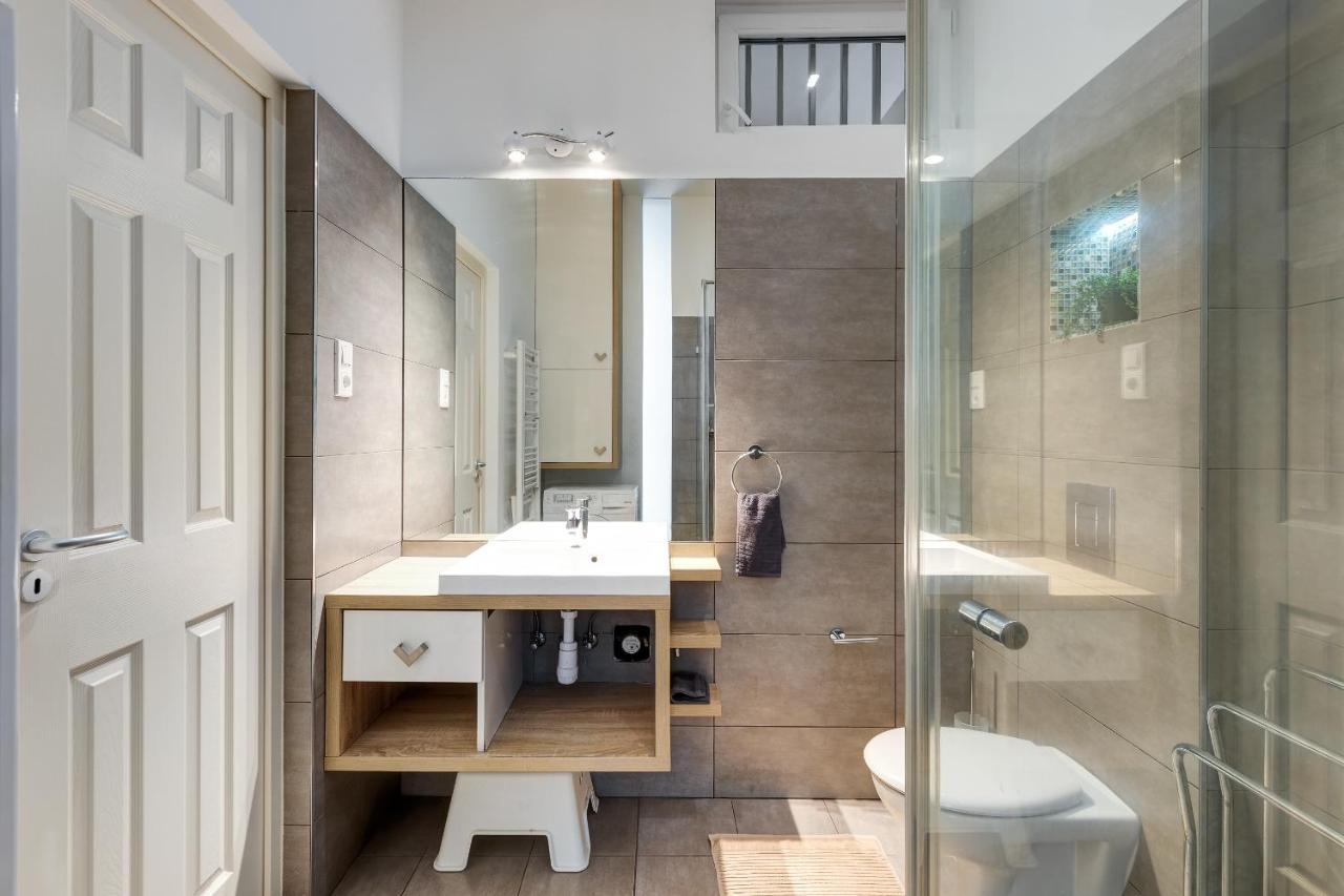 Spacious & Stylish Apartment In Downtown Βουδαπέστη Εξωτερικό φωτογραφία