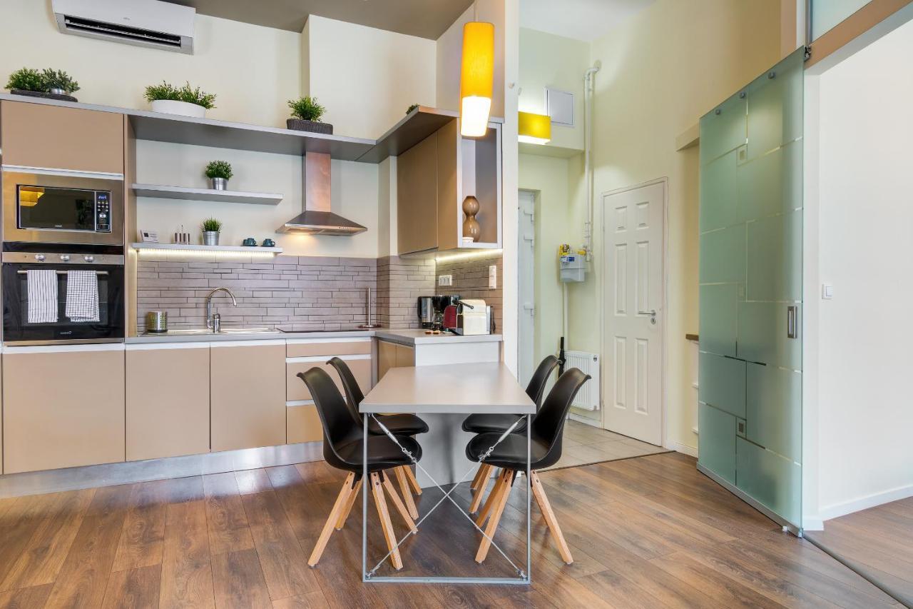 Spacious & Stylish Apartment In Downtown Βουδαπέστη Εξωτερικό φωτογραφία